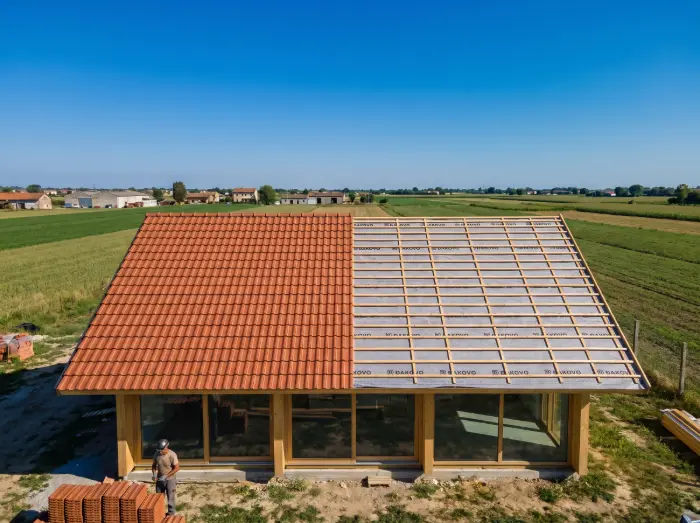 Zašto su krovne folije i paropropusne membrane obavezne kod novog krova? 1 Krovne folije i paropropusne membrane Đakovo - Krovopokrivač Đakovo - IP BAU